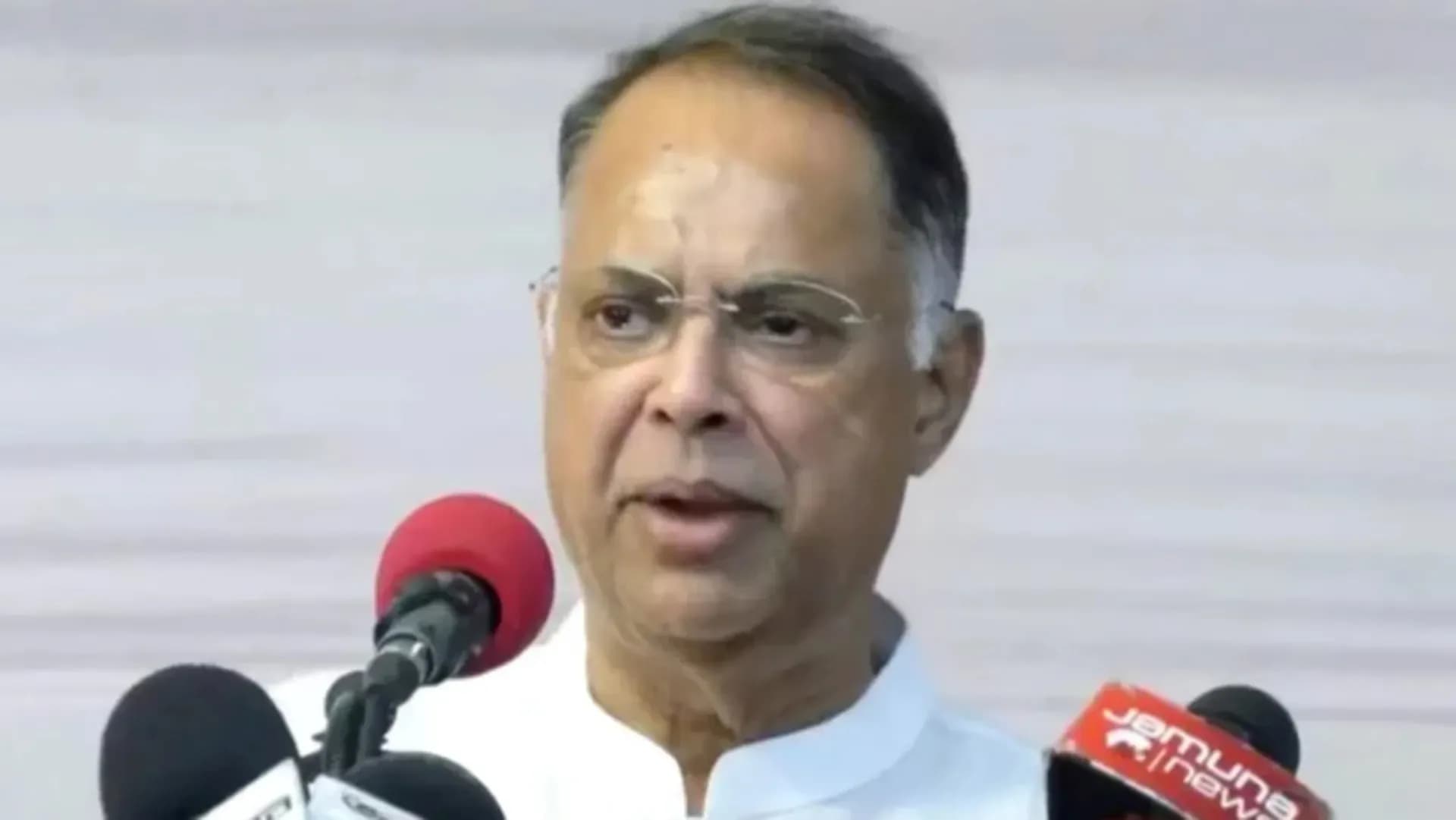 শিগগিরই জ্বালানি সংকট কাটবে: জ্বালানিমন্ত্রী