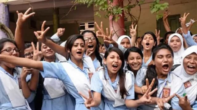 এইচএসসি পরীক্ষার ফল প্রকাশ কাল, অপেক্ষার প্রহর গুনছেন শিক্ষার্থীরা