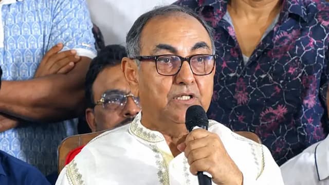 আওয়ামী লীগ নেতারা কিন্তু আসা শুরু করেছেন: মির্জা আব্বাস  ডেস্ক রিপোর্ট