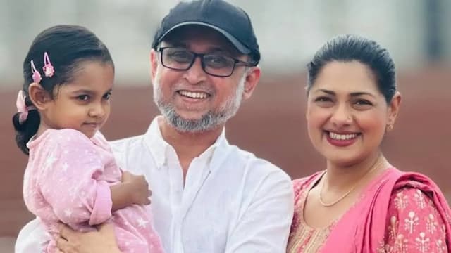 বিচ্ছেদের গুঞ্জন উড়িয়ে যা বললেন ফারুকী