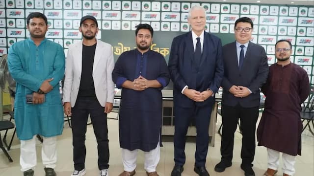 এনসিপি কার্যালয় পরিদর্শন করলেন সার্বিয়ার সাবেক প্রেসিডেন্ট বরিস তাদিচ