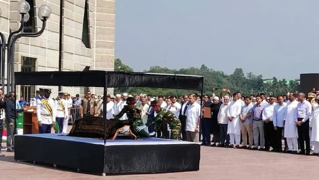 সাবেক এমপি সালাহউদ্দিন আহমেদের জানাজা ও দাফন সম্পন্ন