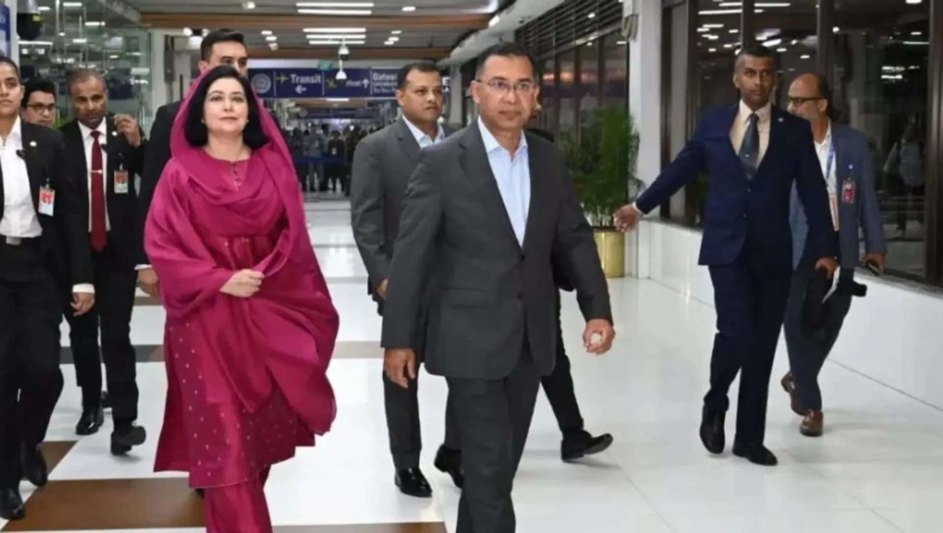 যান্ত্রিক ত্রুটি কাটিয়ে দেশের উদ্দেশে রওনা দিয়েছেন প্রধানমন্ত্রী