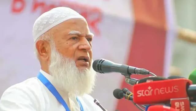 সৌদিগামী যাত্রী ও প্রবাসীদের স্বার্থ রক্ষায় ব্যবস্থা নিন: সরকারের উদ্দেশে জামায়াত আমির