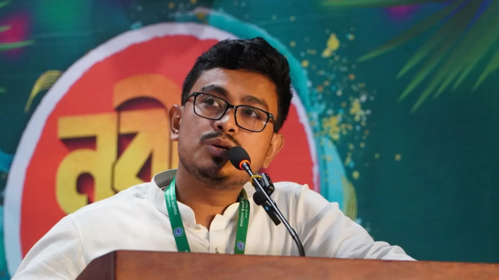 নিয়োগ না পাওয়া ৮৩ প্রার্থী নিয়ে সরকারের কাছে সাদিক কায়েমের প্রশ্ন