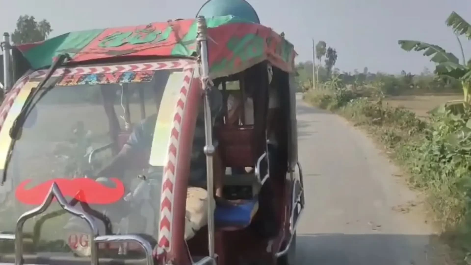 শেখ হাসিনার দেশে ফেরার ঘোষণা দিয়ে এক উপজেলায় মাইকিং