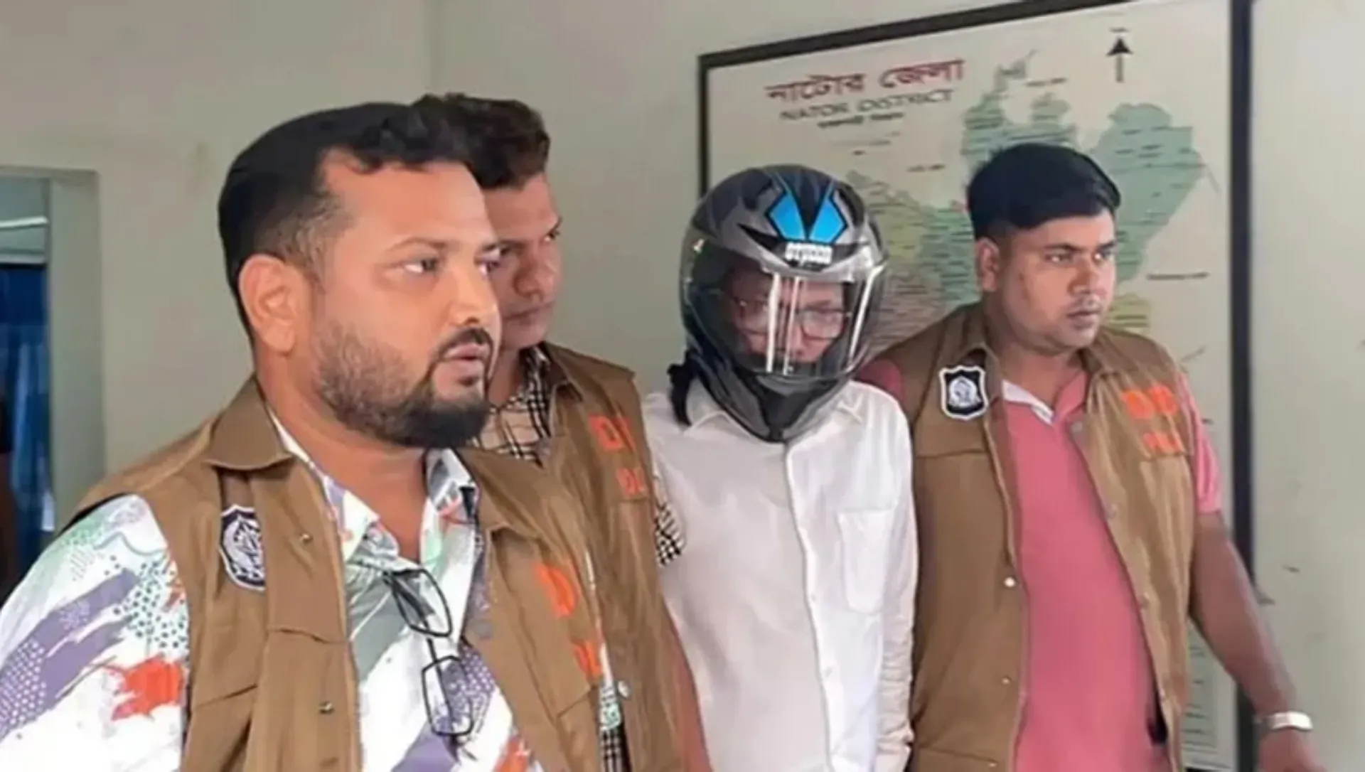 ছাত্রদল নেতা শাকিল হত্যা : রিমান্ড শেষে কারাগারে এমপিপুত্র মিন্টু